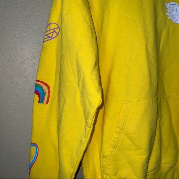 NEW KIDS WORLDWIDE “Love You” Yellow HOODIE Size Small Unisex - Picture 5 of 12